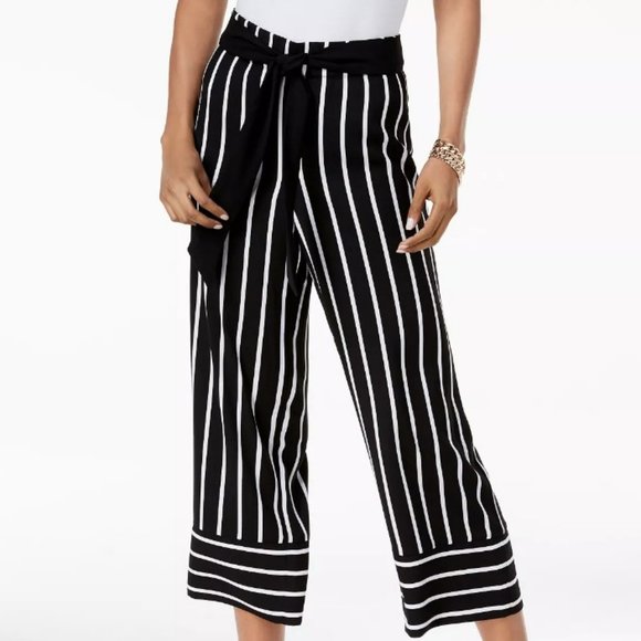 Striped Wide-Leg Cropped Pants - Picture 1 of 6